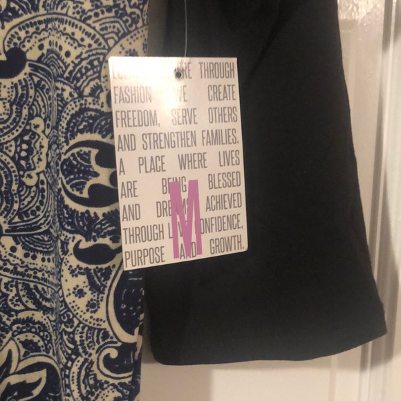 LuLaRoe Randy - Picture 4 of 5